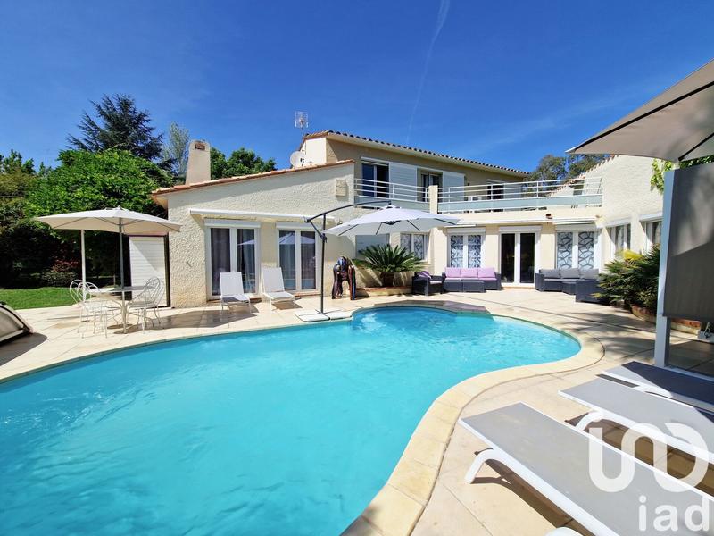 Maison de maîtres - 230 m² - 6 pièces