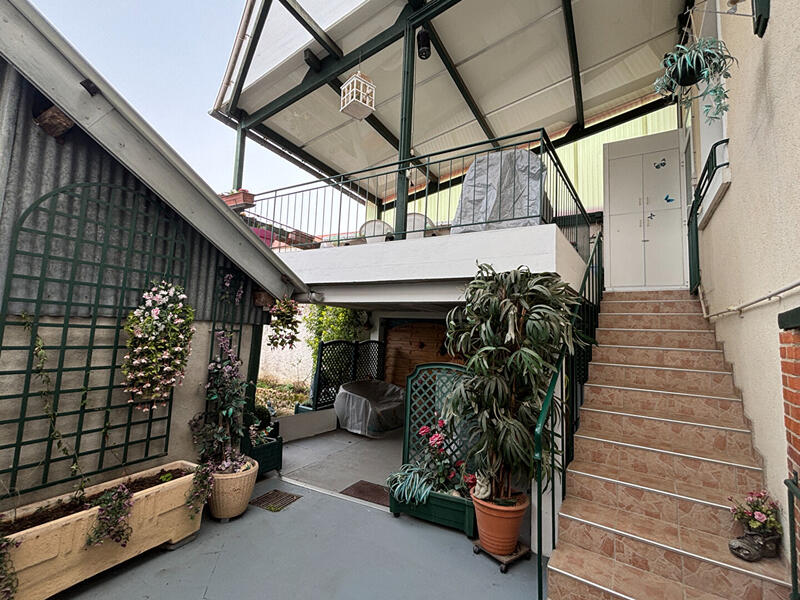 Maison - 140 m² - 7 pièces