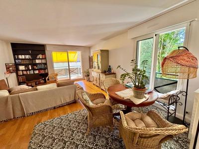 Appartement - 74 m² - 3 pièces