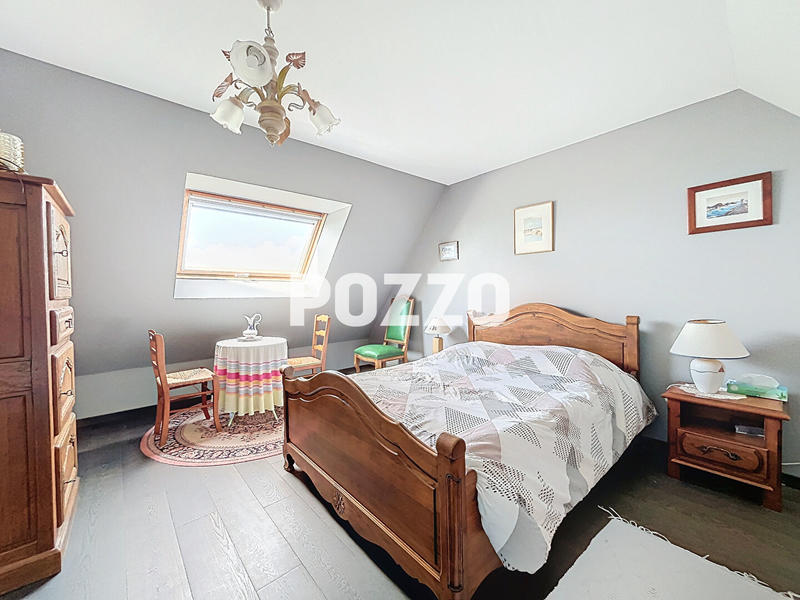 Maison - 292 m² - 10 pièces