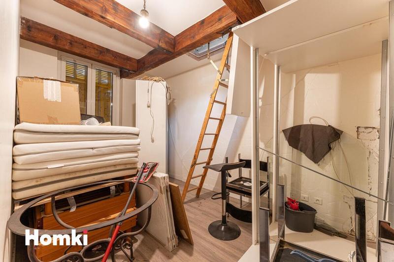 Villa - 210 m² - 6 pièces