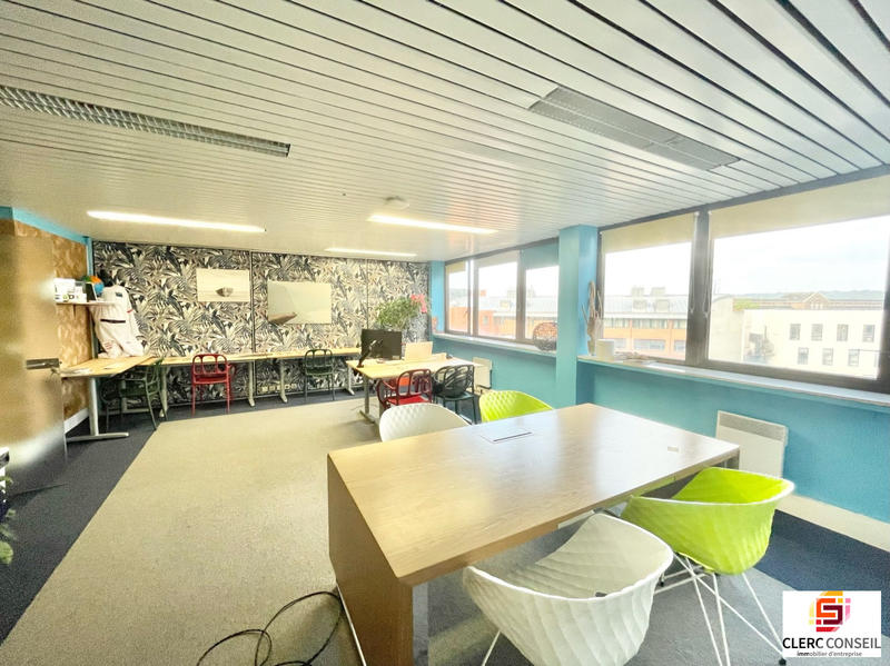 Bureau - 318 m²