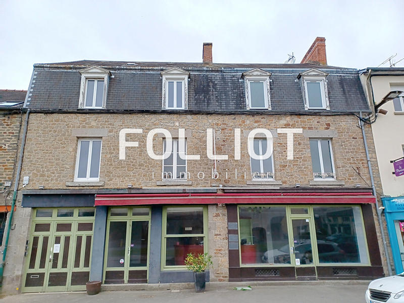 Immeuble - 290 m² - 15 pièces