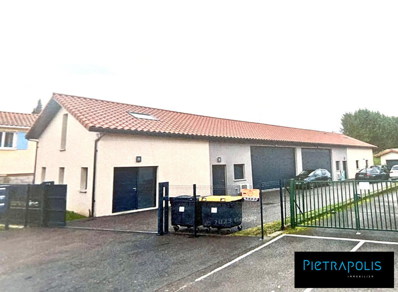 Local d'activités - 352 m²