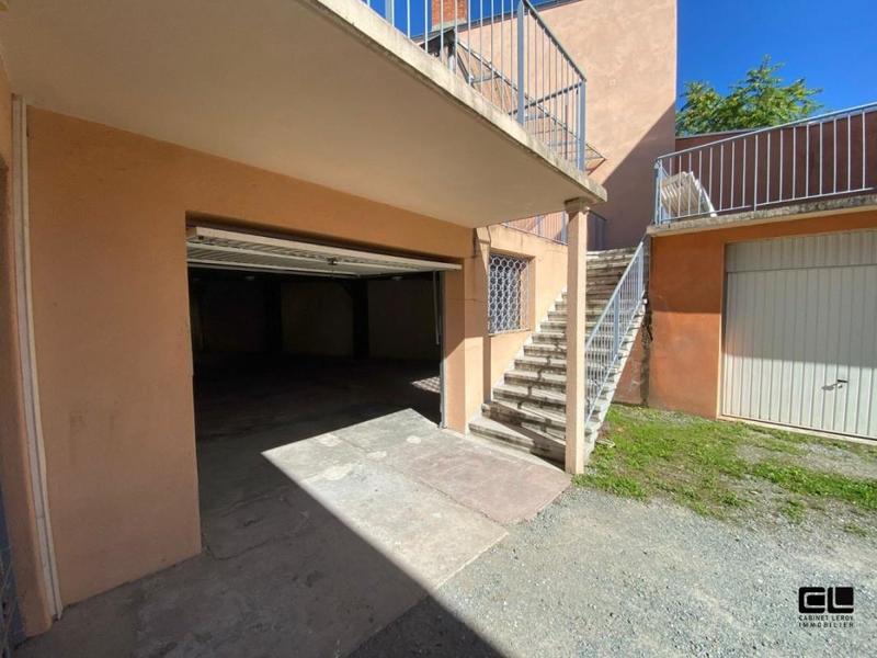 Immeuble - 286 m² - 18 pièces