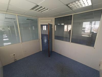 Bureau - 620 m²