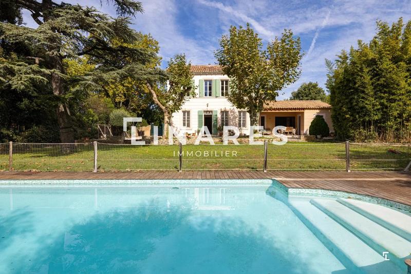 Bastide - 280 m² - 7 pièces