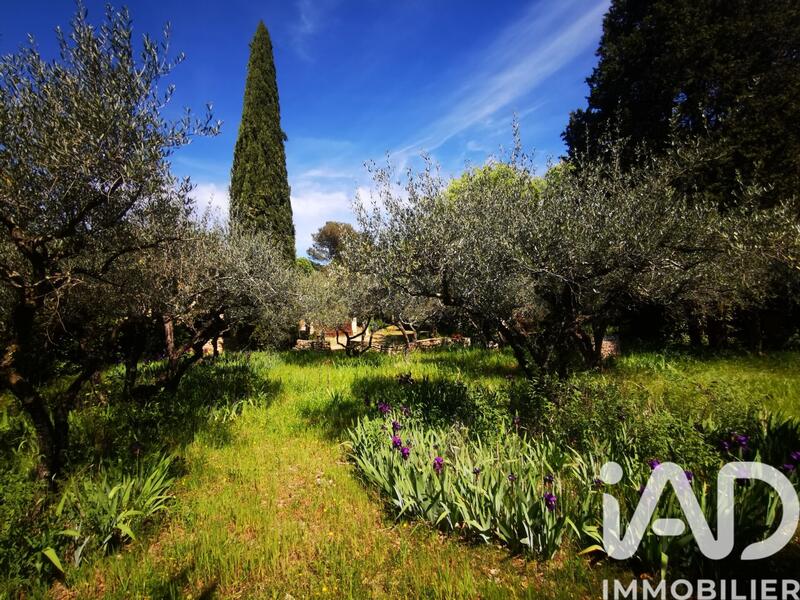 Maison - 200 m² - 5 pièces