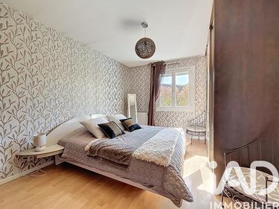 Maison - 107 m² - 5 pièces