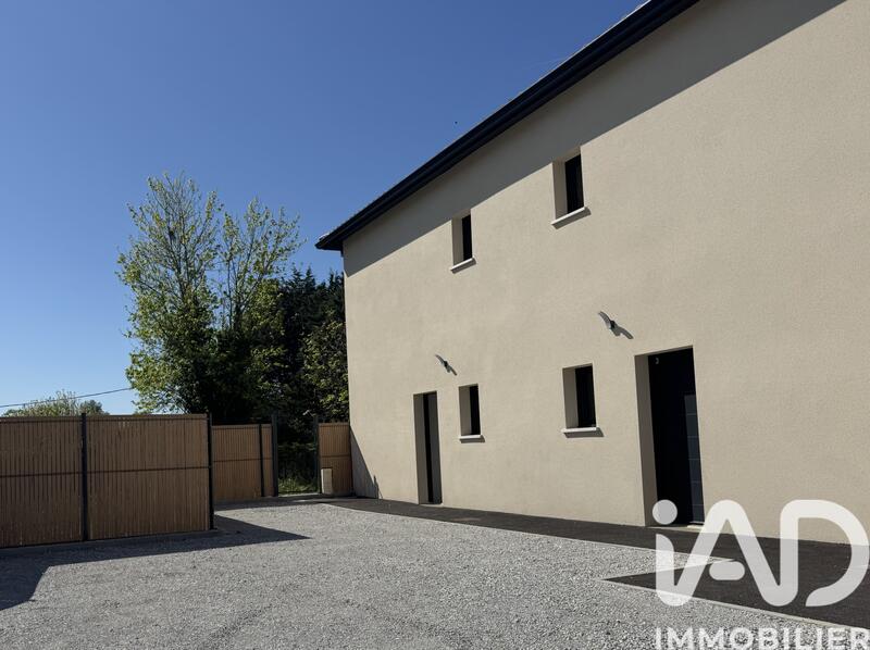 Maison - 96 m² - 4 pièces