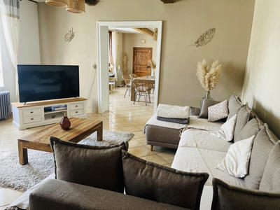 Maison - 195 m² - 7 pièces