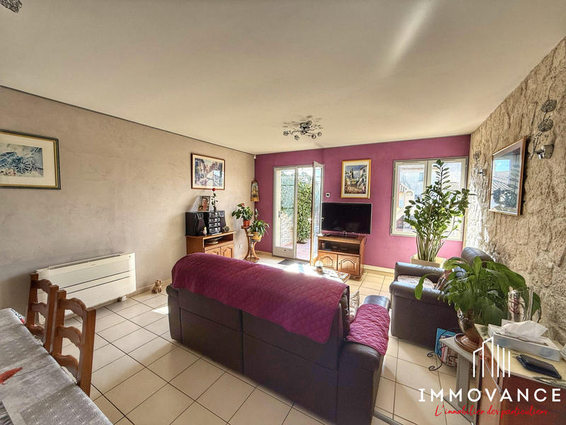 Maison - 90 m² - 5 pièces