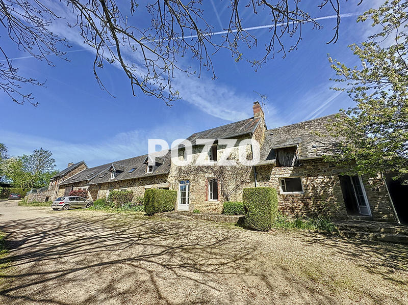 Maison - 330 m² - 16 pièces