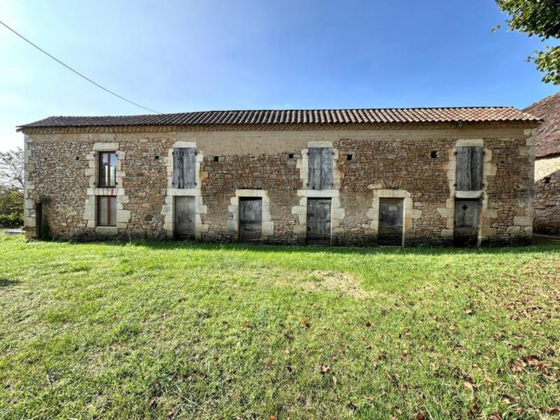 Maison - 220 m² - 7 pièces
