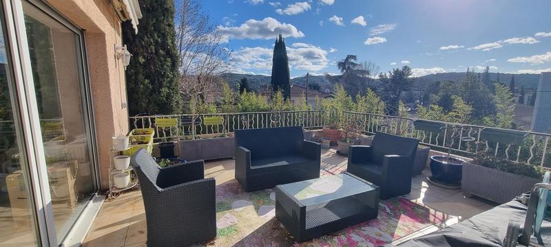 Appartement - 114 m² - 4 pièces