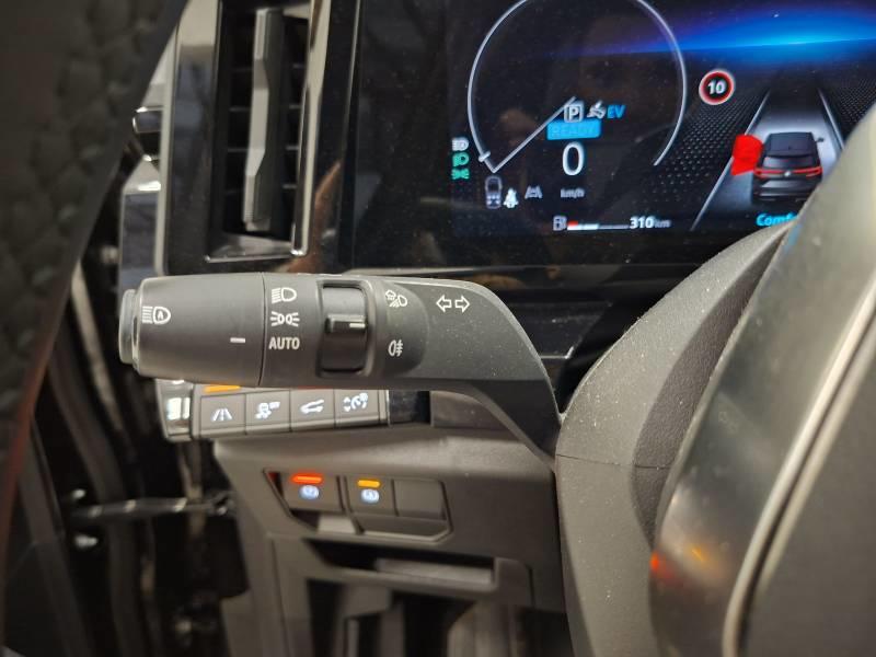 Renault Espace E-Tech hybrid 200 Iconic