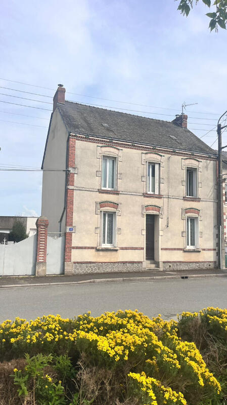 Maison - 146 m² - 8 pièces