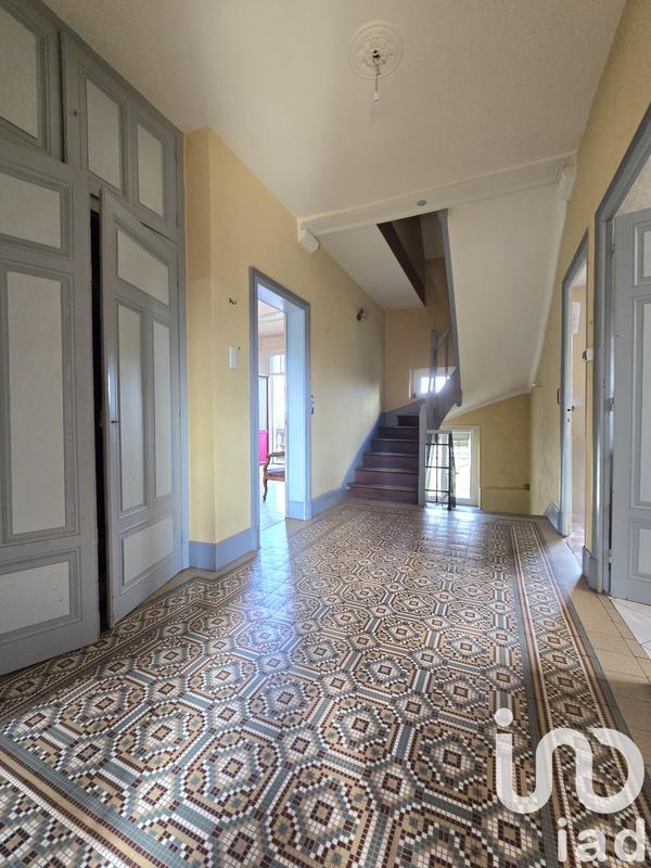 Maison - 200 m² - 8 pièces