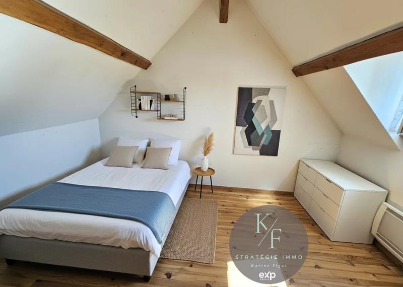 Maison - 160 m² - 7 pièces