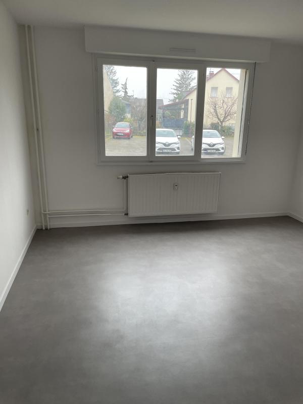 Appartement ancien - 65 m² - 3 pièces