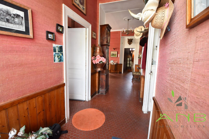 Maison ancienne - 203 m² - 10 pièces