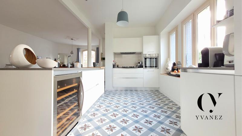 Maison - 138 m² - 7 pièces