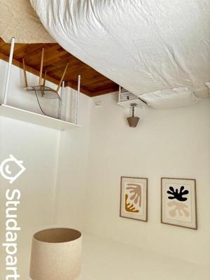 Chambre - 10 m² - 1 pièce