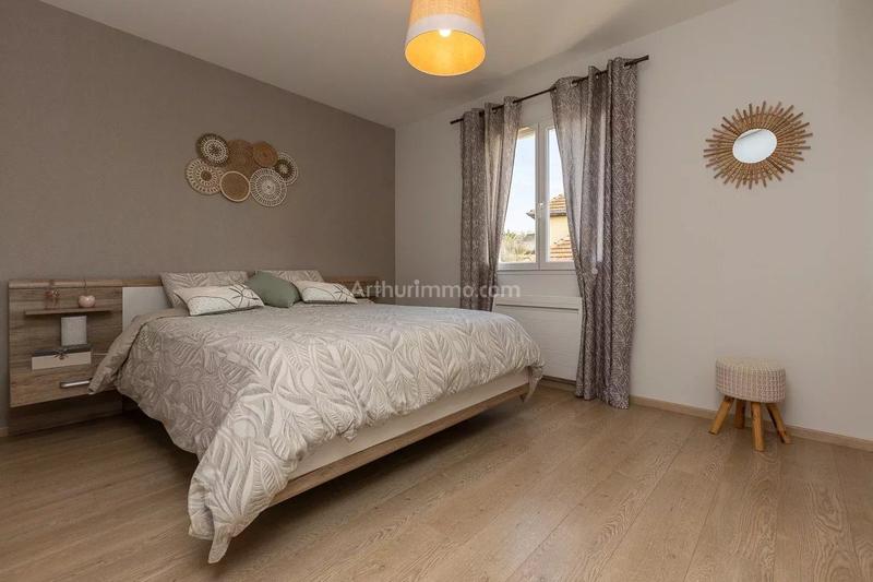 Maison - 102 m² - 4 pièces