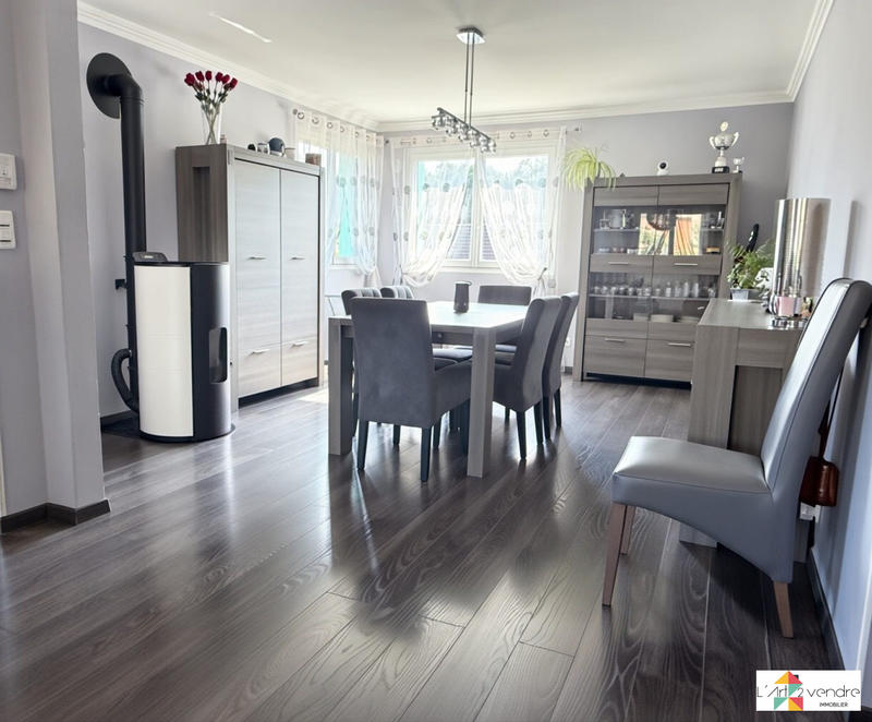 Maison - 125 m² - 5 pièces