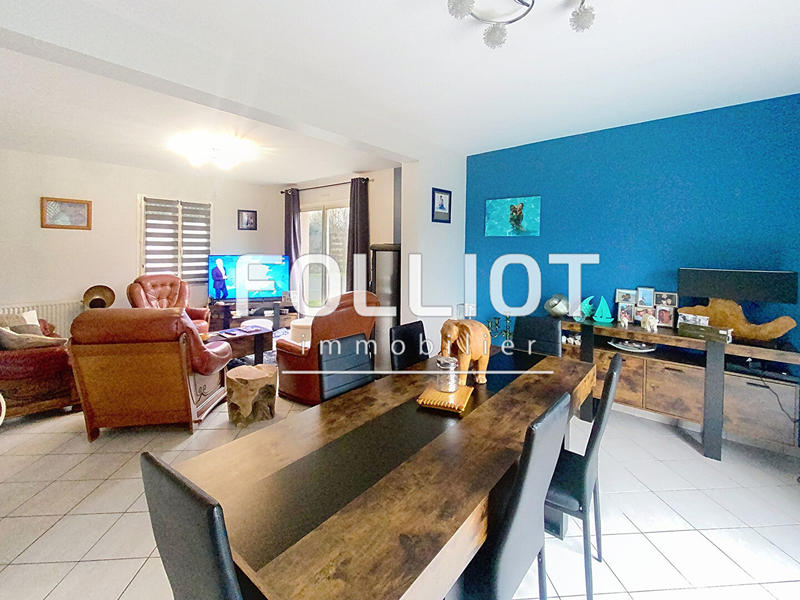 Maison - 104 m² - 5 pièces