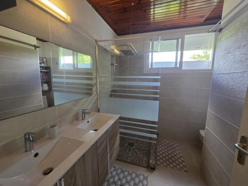 Maison - 30 m² - 8 pièces