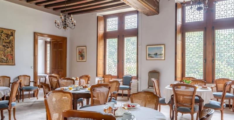 Manoir - 2 100 m² - 40 pièces