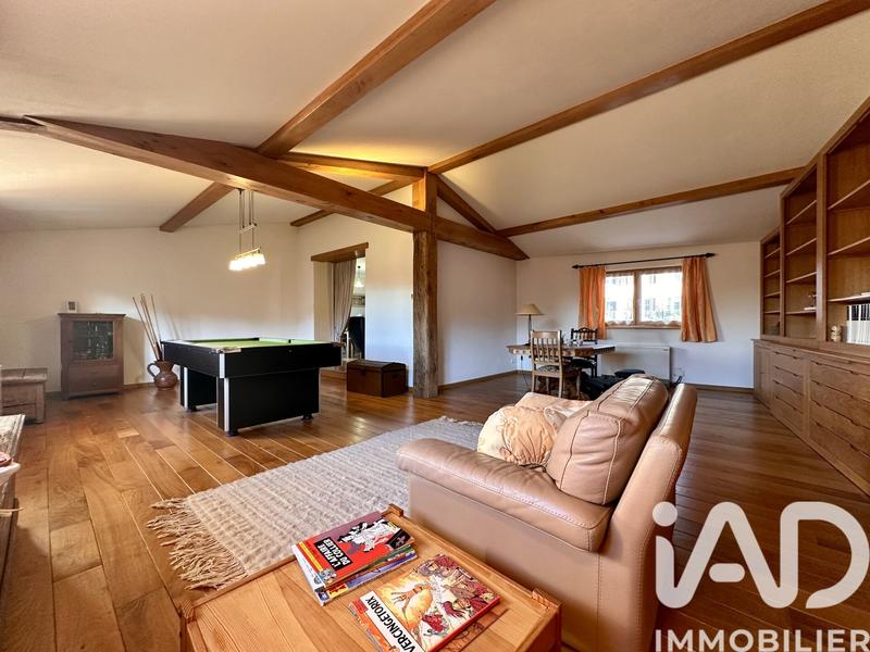 Maison - 187 m² - 9 pièces