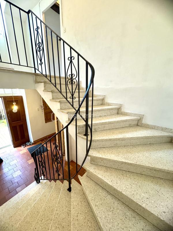 Maison en pierre - 146 m² - 6 pièces