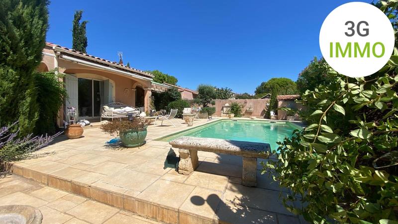 Maison traditionnelle - 95 m² - 4 pièces