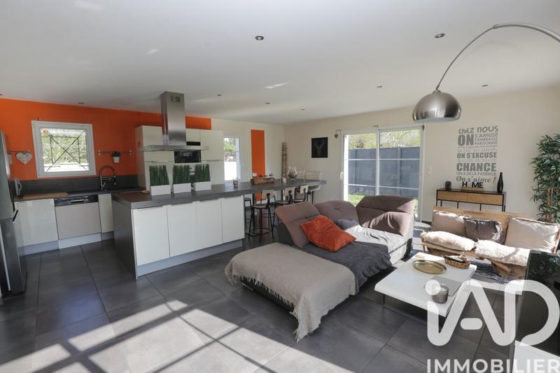 Maison - 110 m² - 5 pièces