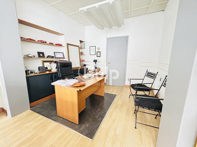 Bureau - 154 m²