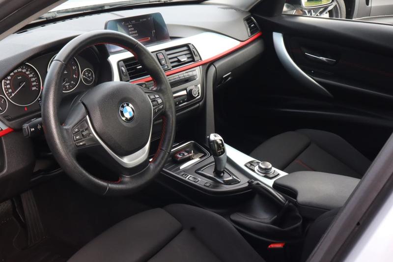 Bmw Série 3 F30 318d 143 ch Sport a