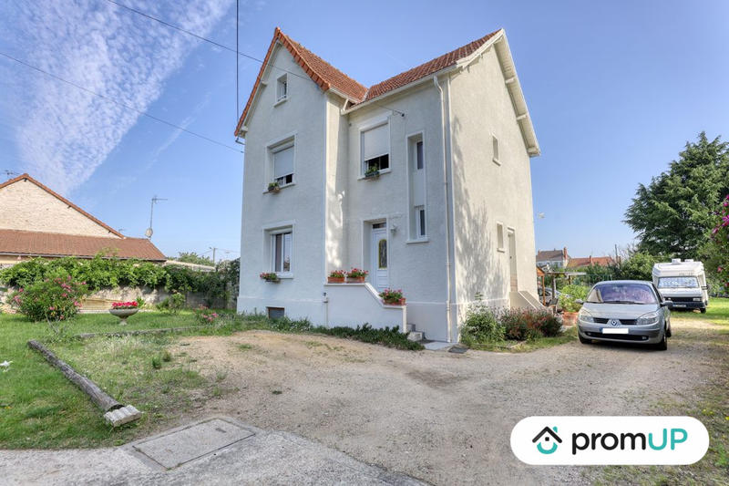 Maison - 111 m² - 5 pièces