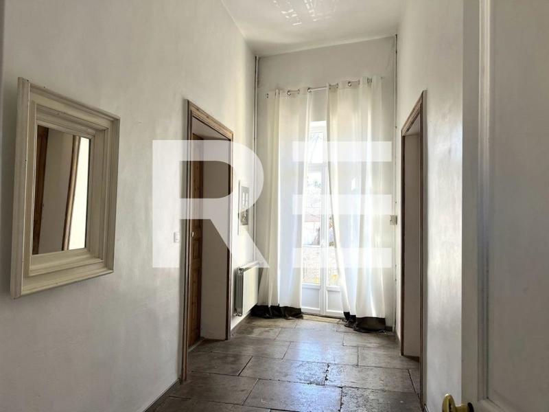 Maison de maîtres - 251 m² - 7 pièces