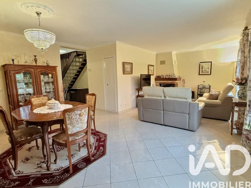 Maison - 122 m² - 6 pièces