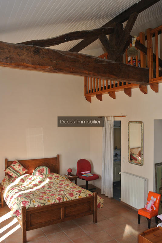 Maison - 280 m² - 6 pièces