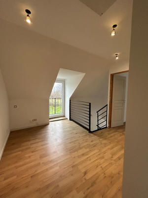 Maison - 105 m² - 4 pièces