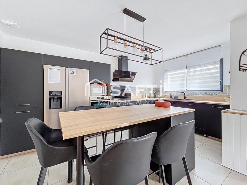 Maison - 105 m² - 4 pièces