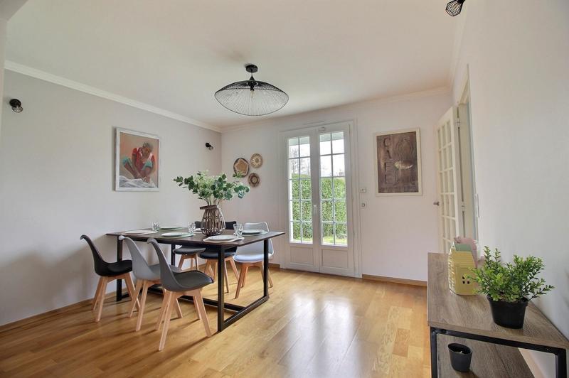 Maison - 157 m² - 6 pièces