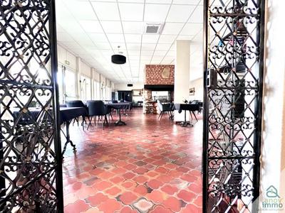 Local commercial - 545 m²