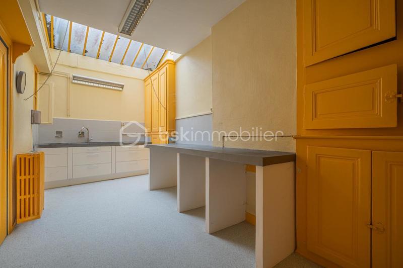 Duplex - 239 m² - 8 pièces