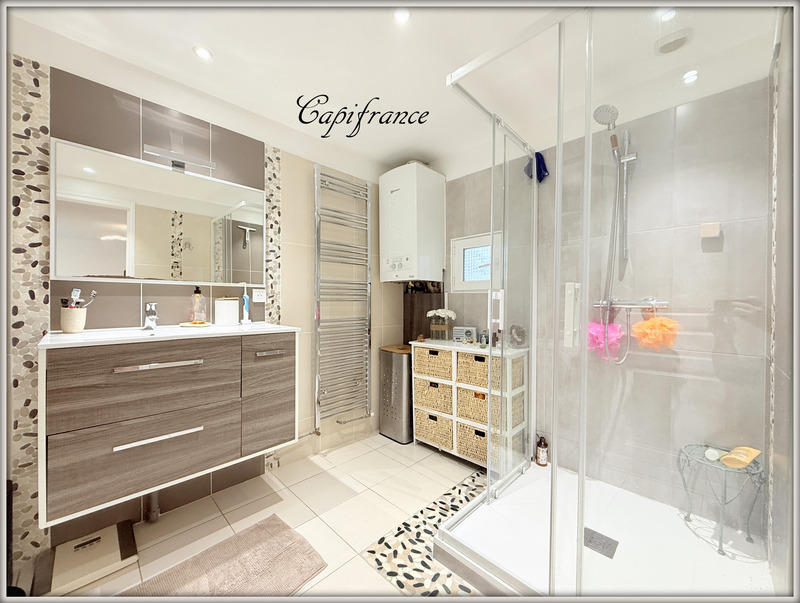 Maison - 80 m² - 3 pièces