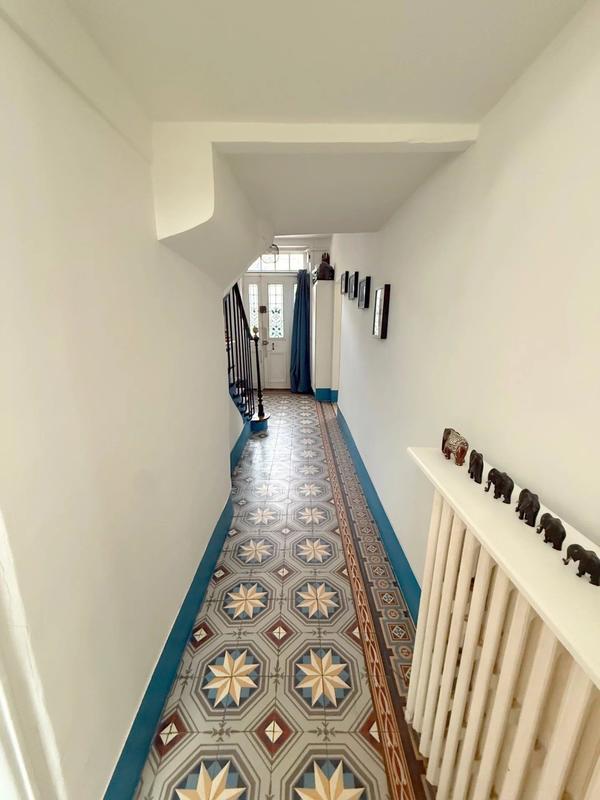 Maison - 180 m² - 6 pièces