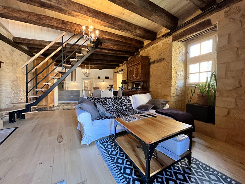 Maison - 140 m² - 5 pièces